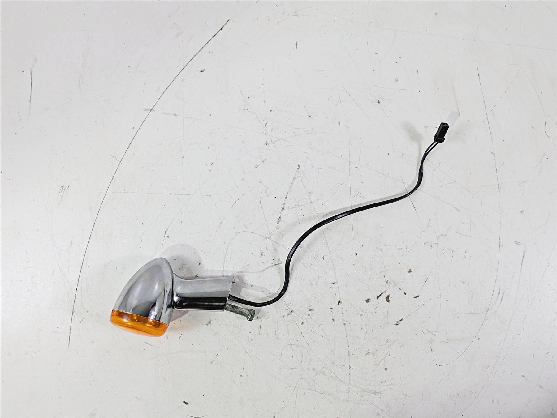 2015 Harley FXDL Dyna Low Rider Right Rear Blinker Turn Signal 68978-00 {{ shop.shopifyCountryName }} - Mototech271
