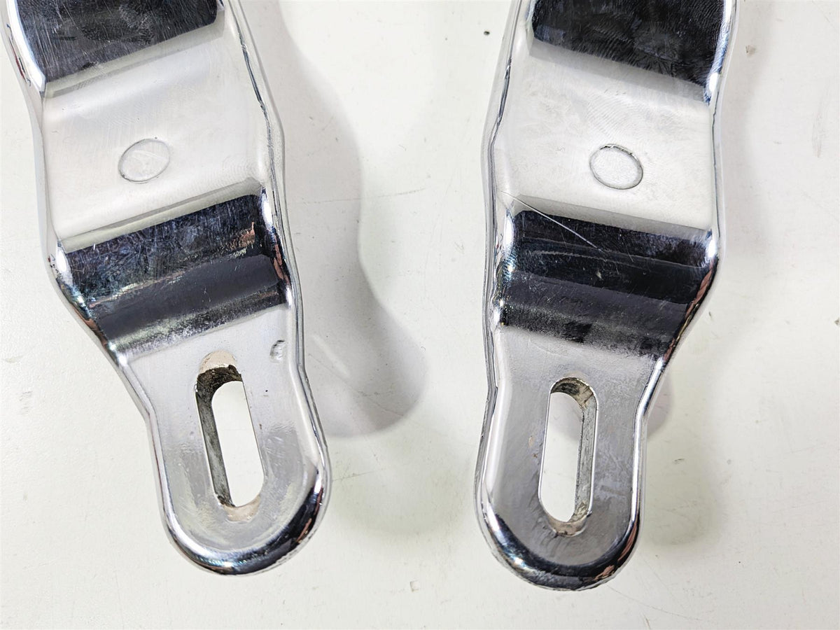 2015 Harley Touring FLTRUSE CVO Road Glide Chrome Front Fairing Mount 47200261-Mototech271
