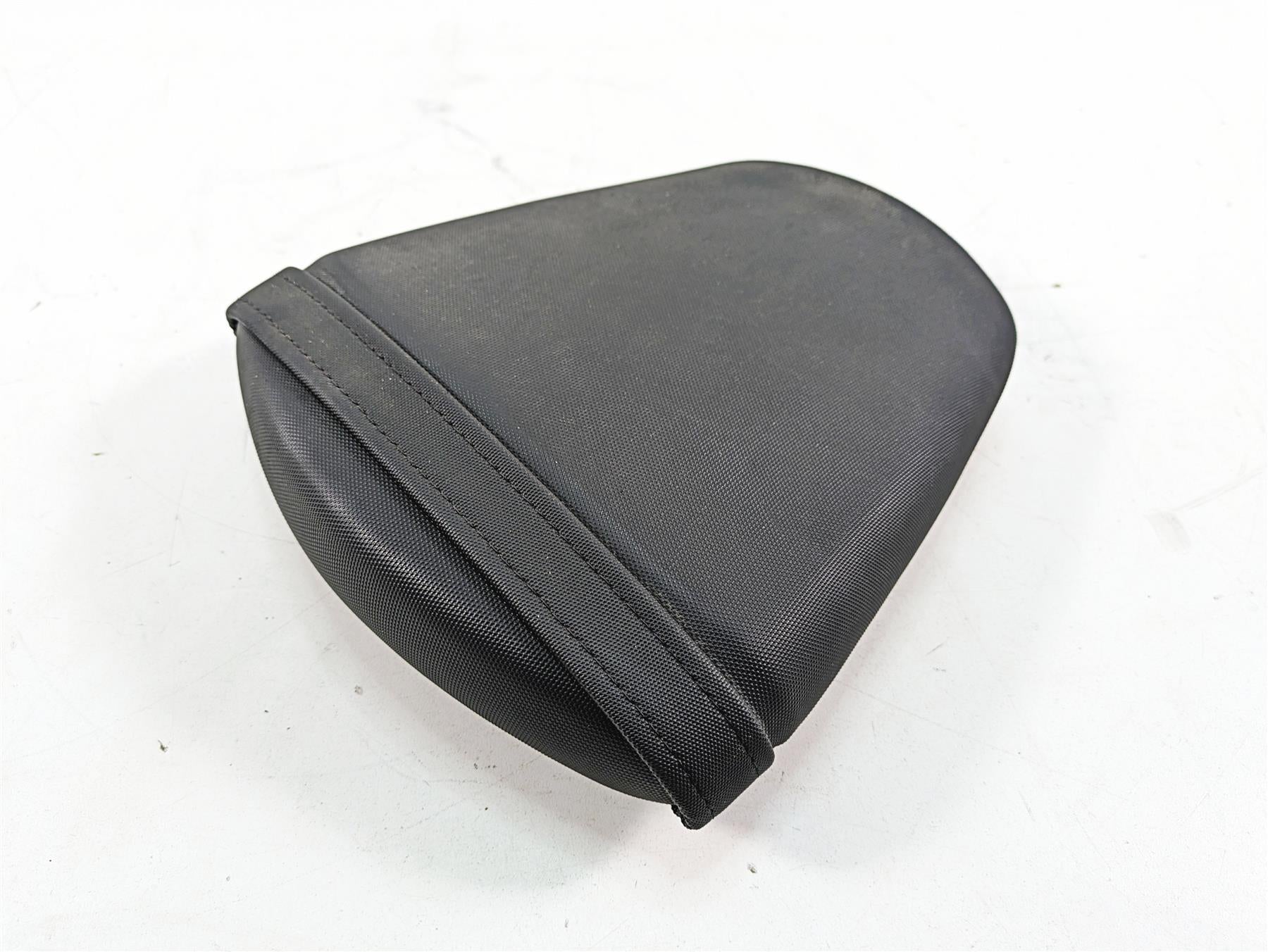 2022 Suzuki GSXR 750 Rear Passenger Seat Pillion 45300-14J11-P3H {{ shop.shopifyCountryName }} - Mototech271