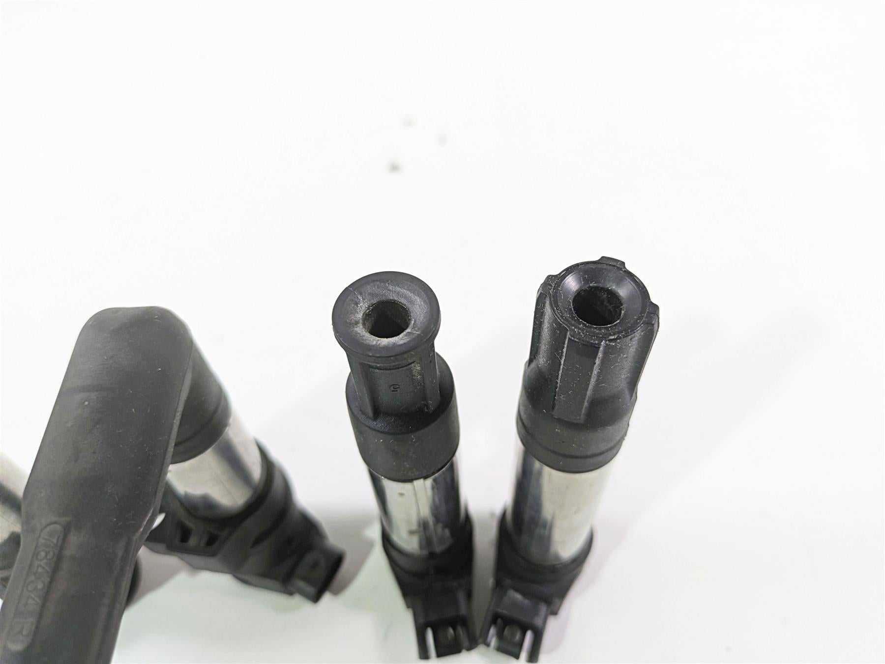 2018 BMW R nineT Urban GS K33 Ignition Coil Stick L-Bow Set 12138560173 {{ shop.shopifyCountryName }} - Mototech271