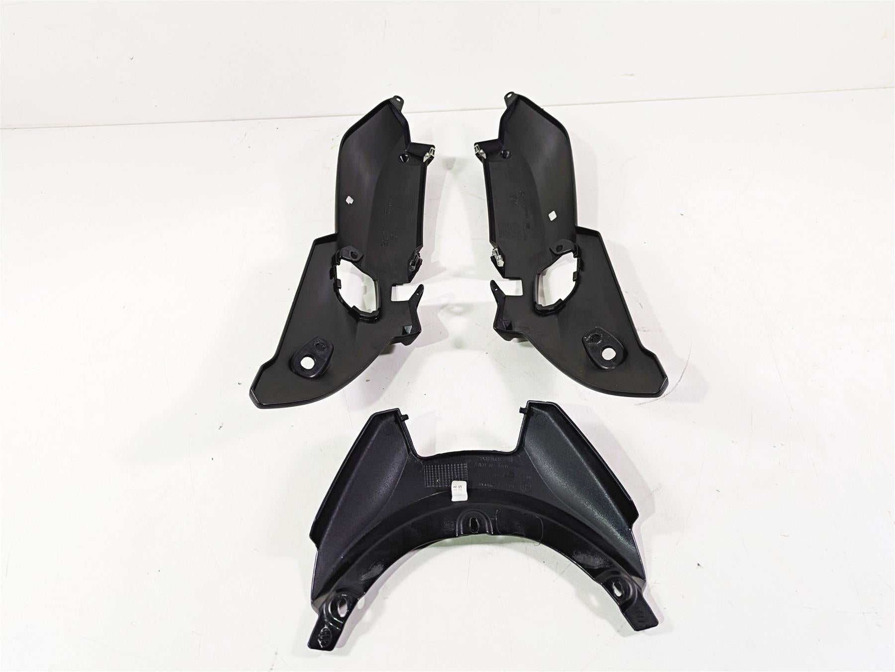 2012 BMW R1200R K27 Rear Tail Side Cover Fairing Set 46547727090 46637701554 {{ shop.shopifyCountryName }} - Mototech271