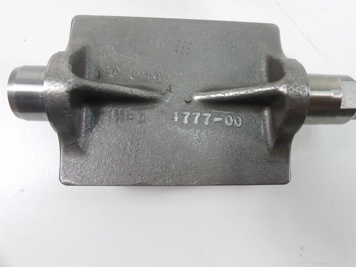 2002 Harley Softail FXSTDI Deuce Balancer Bracket Support Shaft Set 14715-00 {{ shop.shopifyCountryName }} - Mototech271