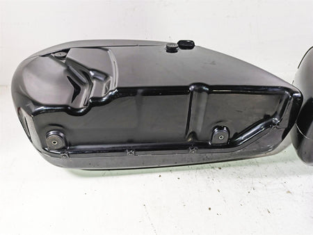 1998 Honda GL1500 Valkyrie Tour Saddlebag Saddle Bag Set 81224-MZ0-A {{ shop.shopifyCountryName }} - Mototech271