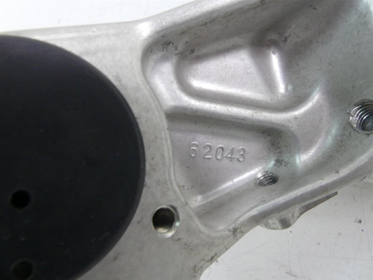 2008 Yamaha FZ1 Fazer Lower Triple Tree Steering Clamp 54mm 2D1-23340-10-00 {{ shop.shopifyCountryName }} - Mototech271