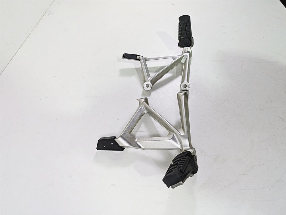2017 BMW R1200 GS K50 Rear Passenger Footpeg Set 46718528793 46718528794 {{ shop.shopifyCountryName }} - Mototech271