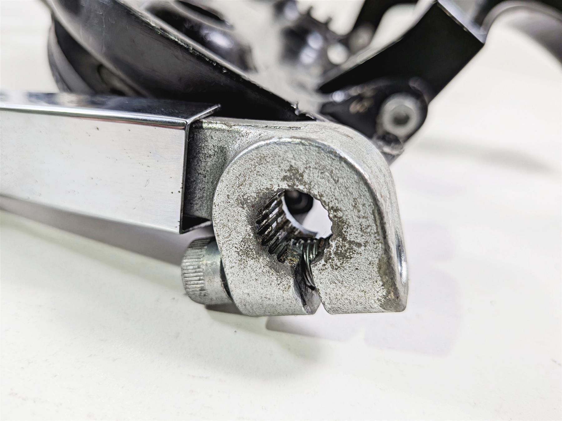 2014 Harley Touring FLHTK Electra Glide Front Floorboard & Lever Set 50621-06-Mototech271