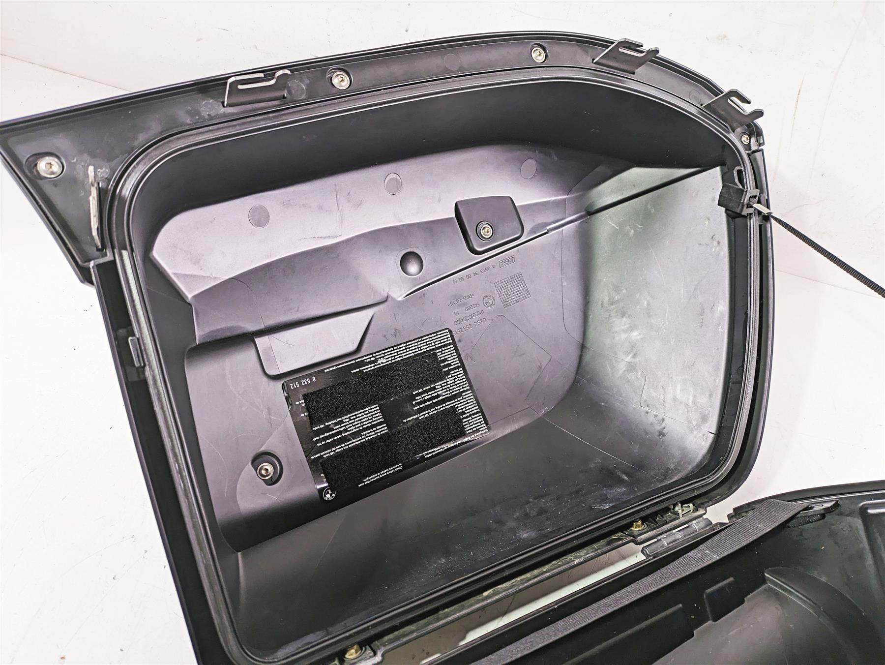 2014 BMW R1200 RT RTW K52 Left Saddlebag Saddle Bag Case 46547728663 {{ shop.shopifyCountryName }} - Mototech271