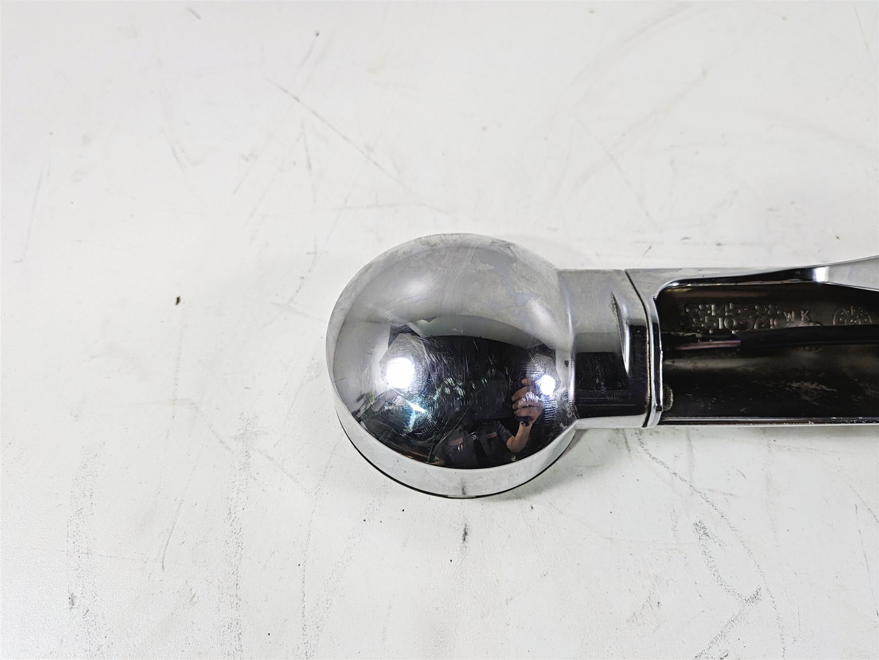 2008 Harley Touring FLHTCU E-Glide 105TH Rear Turn Signal Blinker Bar 68510-74C {{ shop.shopifyCountryName }} - Mototech271