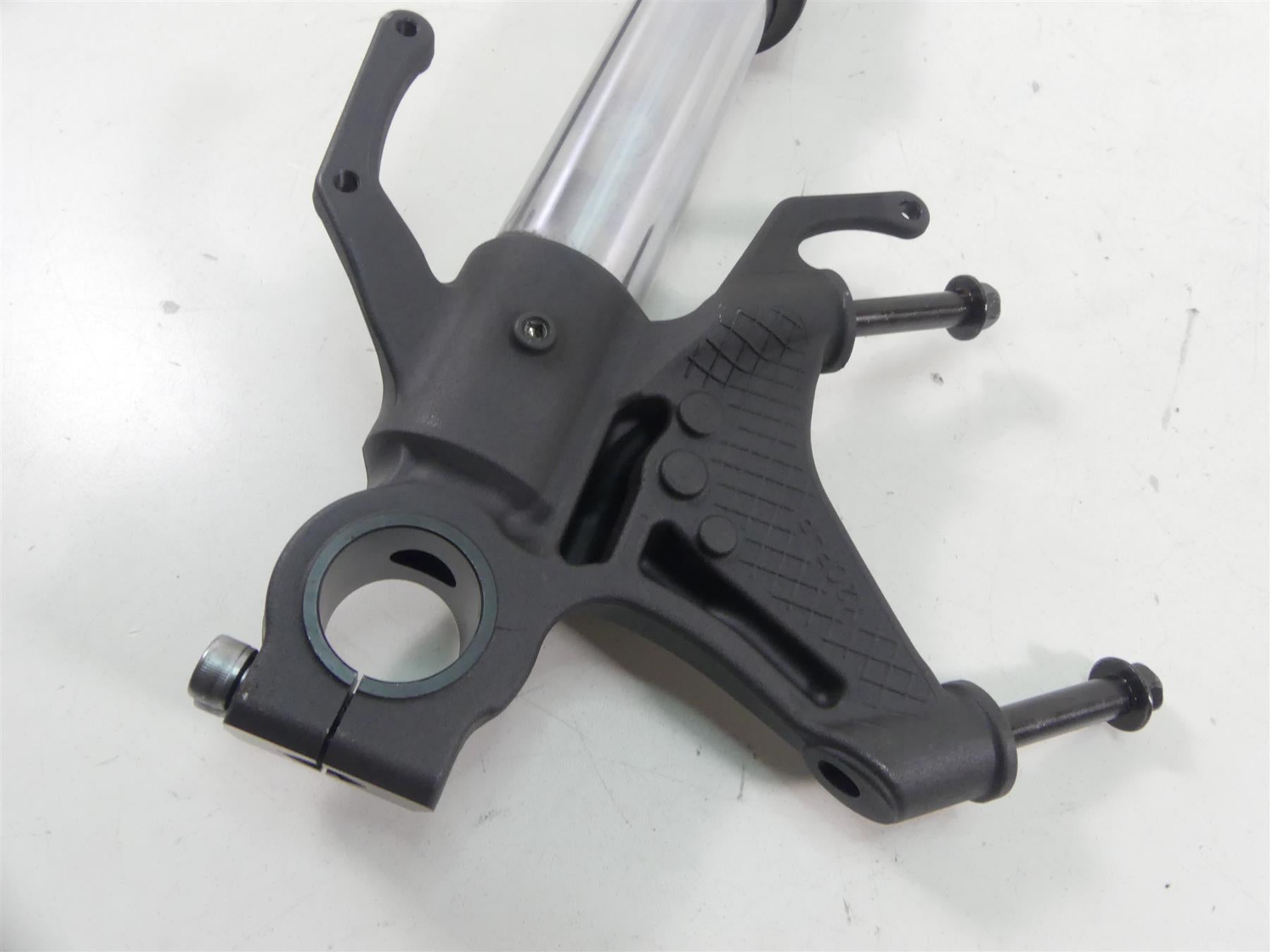 2016 Yamaha YZF-R1 S RN32 Straight 43mm Kyb Front Fork 2CR-23102