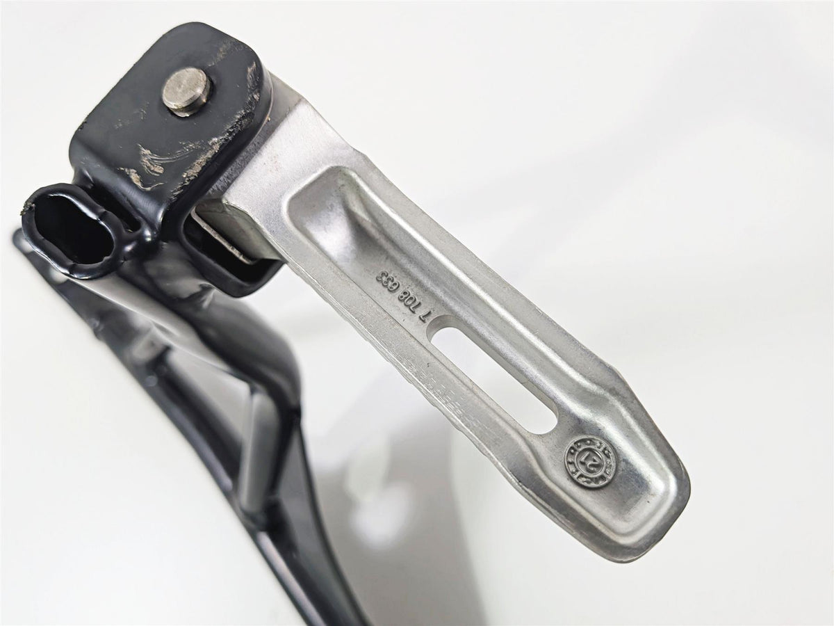 2023 BMW R nineT Scrambler K23 Rear Footpeg & Subframe - Read 46518561799 {{ shop.shopifyCountryName }} - Mototech271