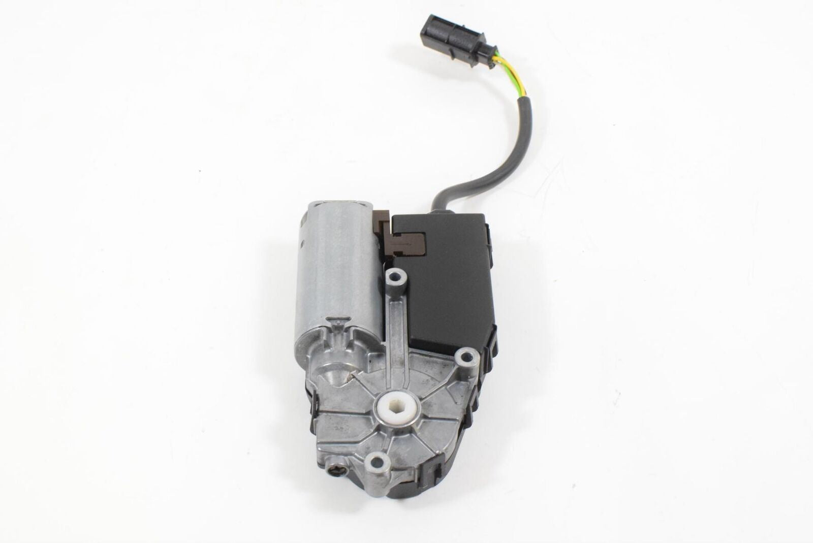 2015 BMW K1600GT K1600 K48 Windshield Wind Shield Actuator Motor 46637724081 {{ shop.shopifyCountryName }} - Mototech271