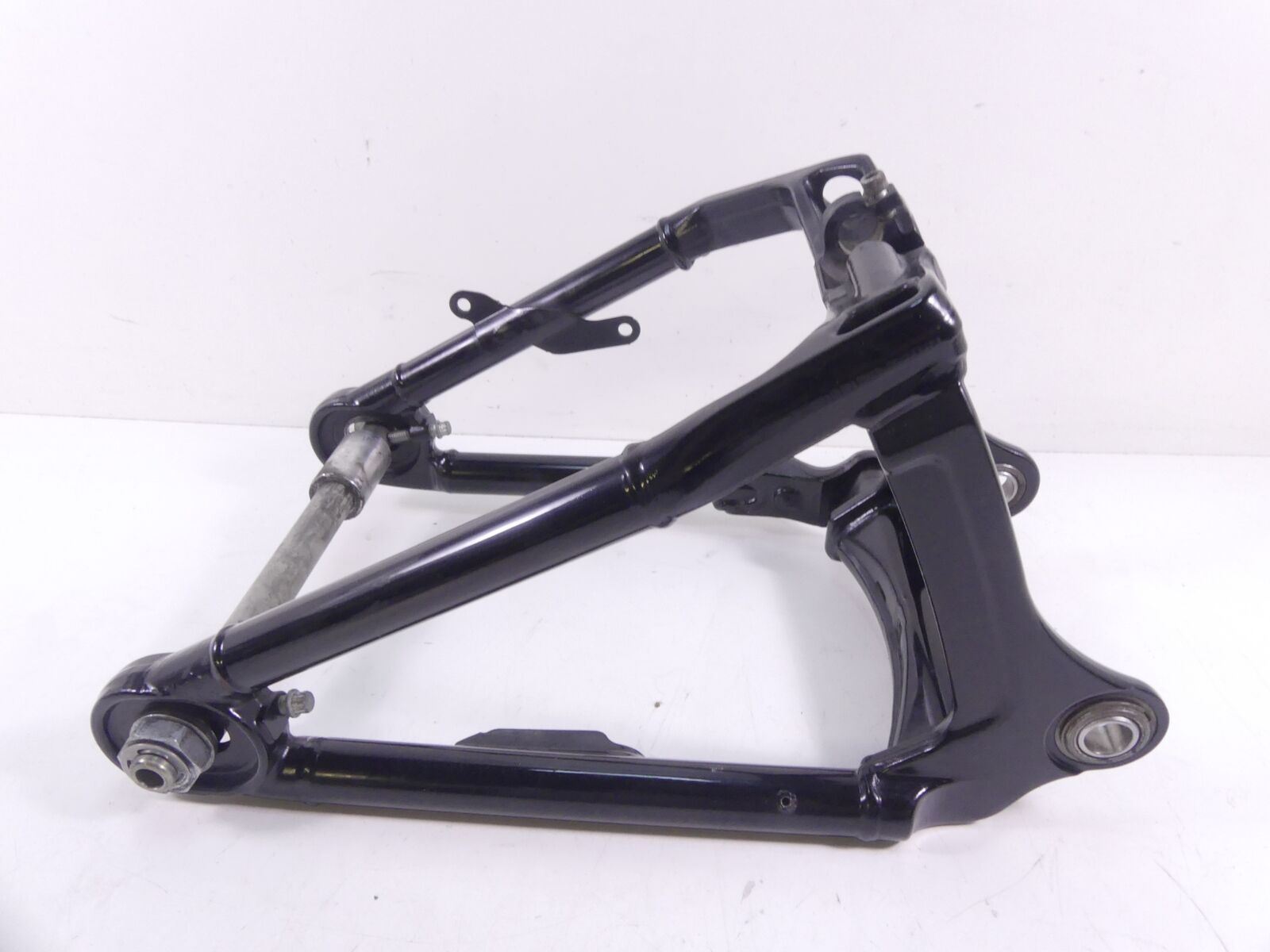 2019 Harley Softail FXBB Street Bob Rear Swingarm Suspension + 25mm Axle 4740006