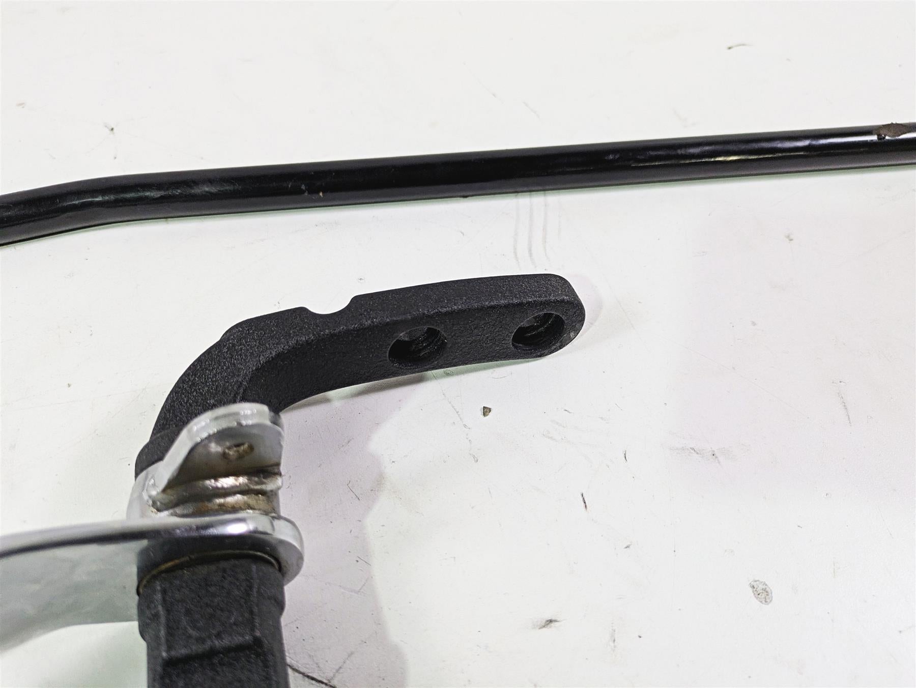 2015 Harley FXDF Dyna Fat Bob Front Right Fw Foot peg & Brake Pedal 42663-03A {{ shop.shopifyCountryName }} - Mototech271