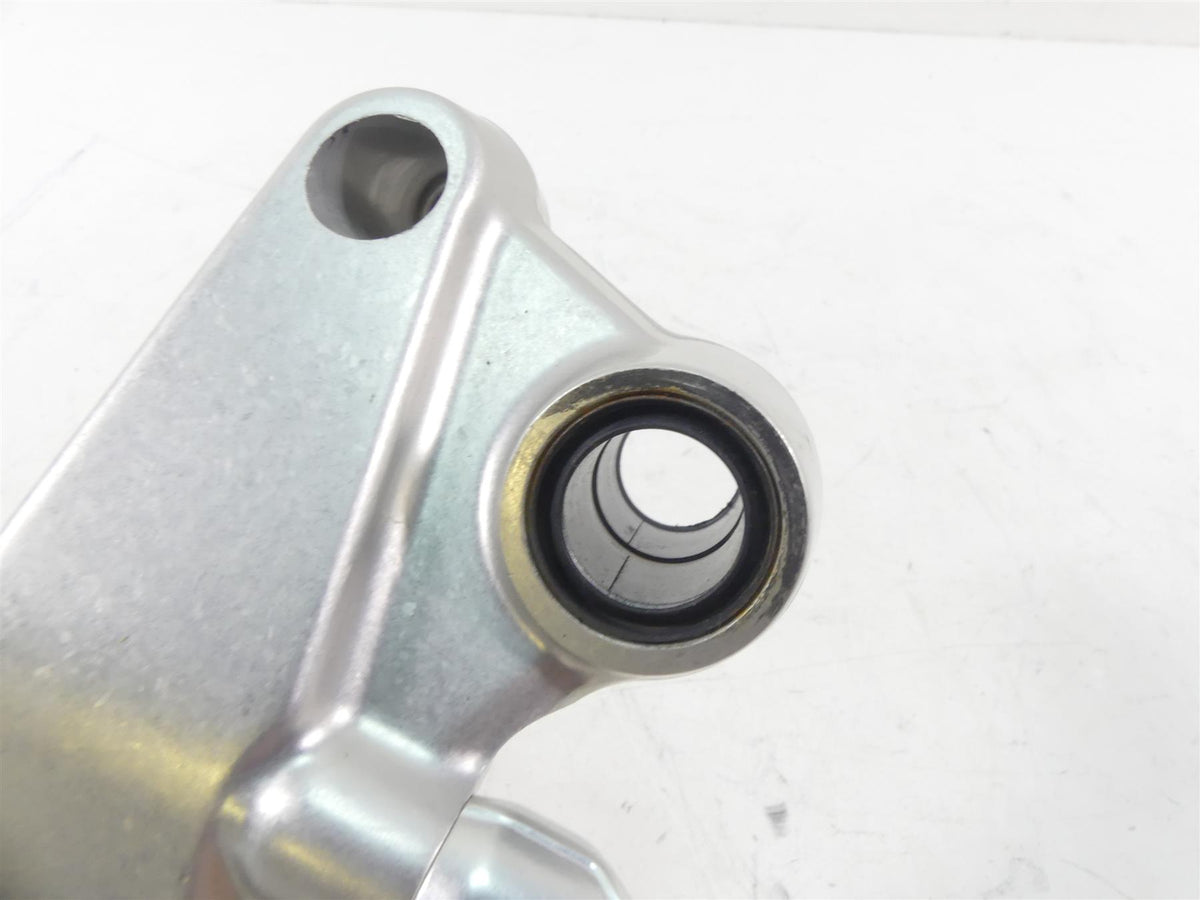 2020 Ducati Panigale V2 Left Footpeg Shifter & Frame Mount 82421862AA 45612092BA {{ shop.shopifyCountryName }} - Mototech271