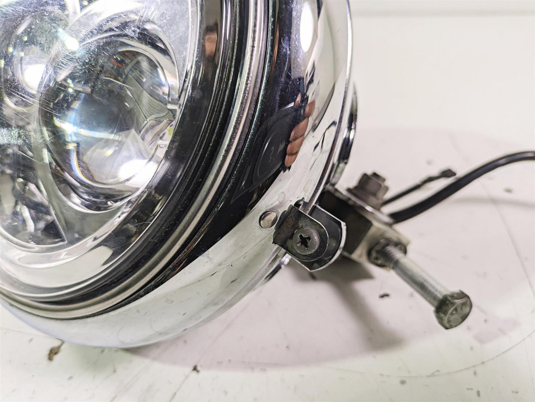 2016 Harley FLSTC Softail Heritage Headlight Head Lamp & Led Light 69748-05B {{ shop.shopifyCountryName }} - Mototech271