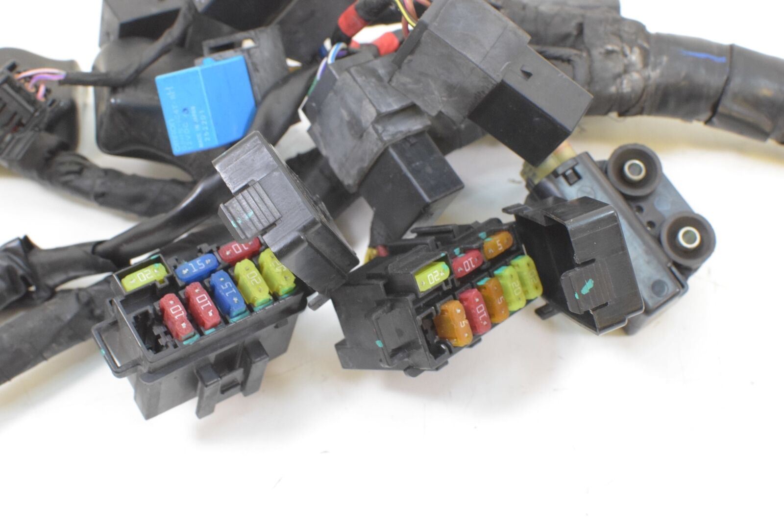 2013 Triumph Speed Triple 1050 R Wiring Harness Loom ABS T2504502 {{ shop.shopifyCountryName }} - Mototech271