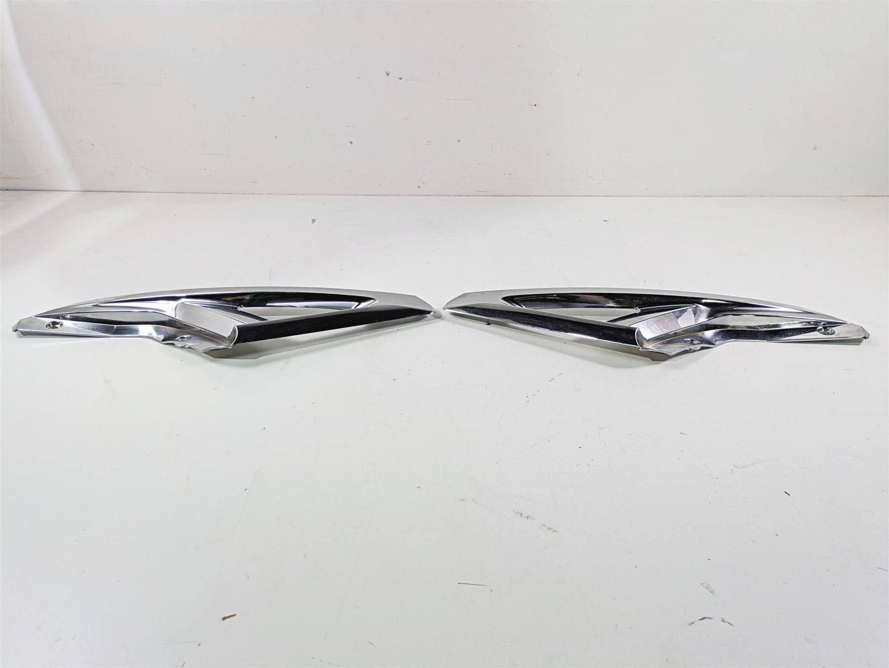 2019 Yamaha VX Cruiser HO 1800 Plastic Chrome Trim Cover Set F2X-U377G-00 {{ shop.shopifyCountryName }} - Mototech271