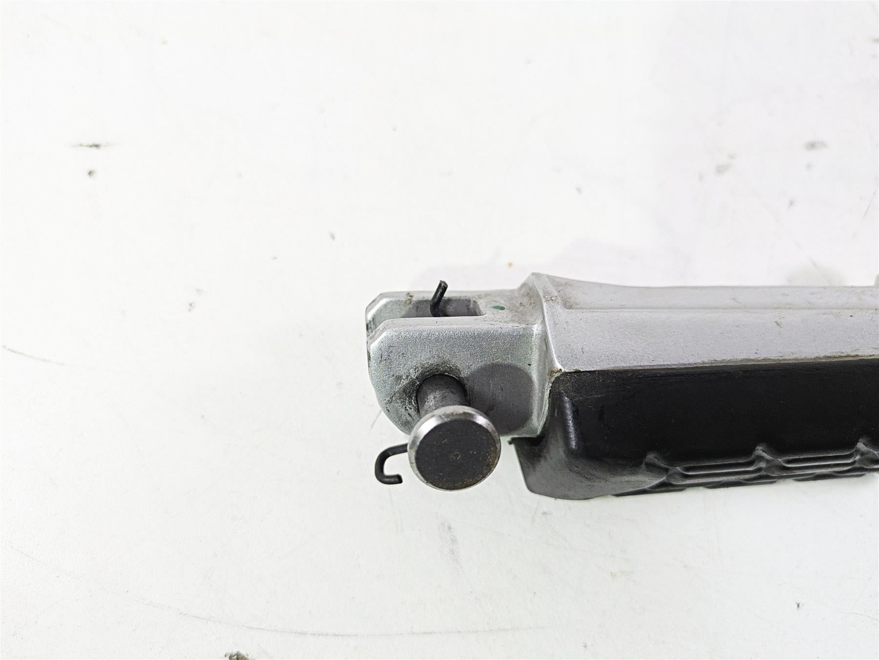 2023 BMW G310R K03 Front Rider Foot Peg Rest Set 46718553971 46718553972 {{ shop.shopifyCountryName }} - Mototech271