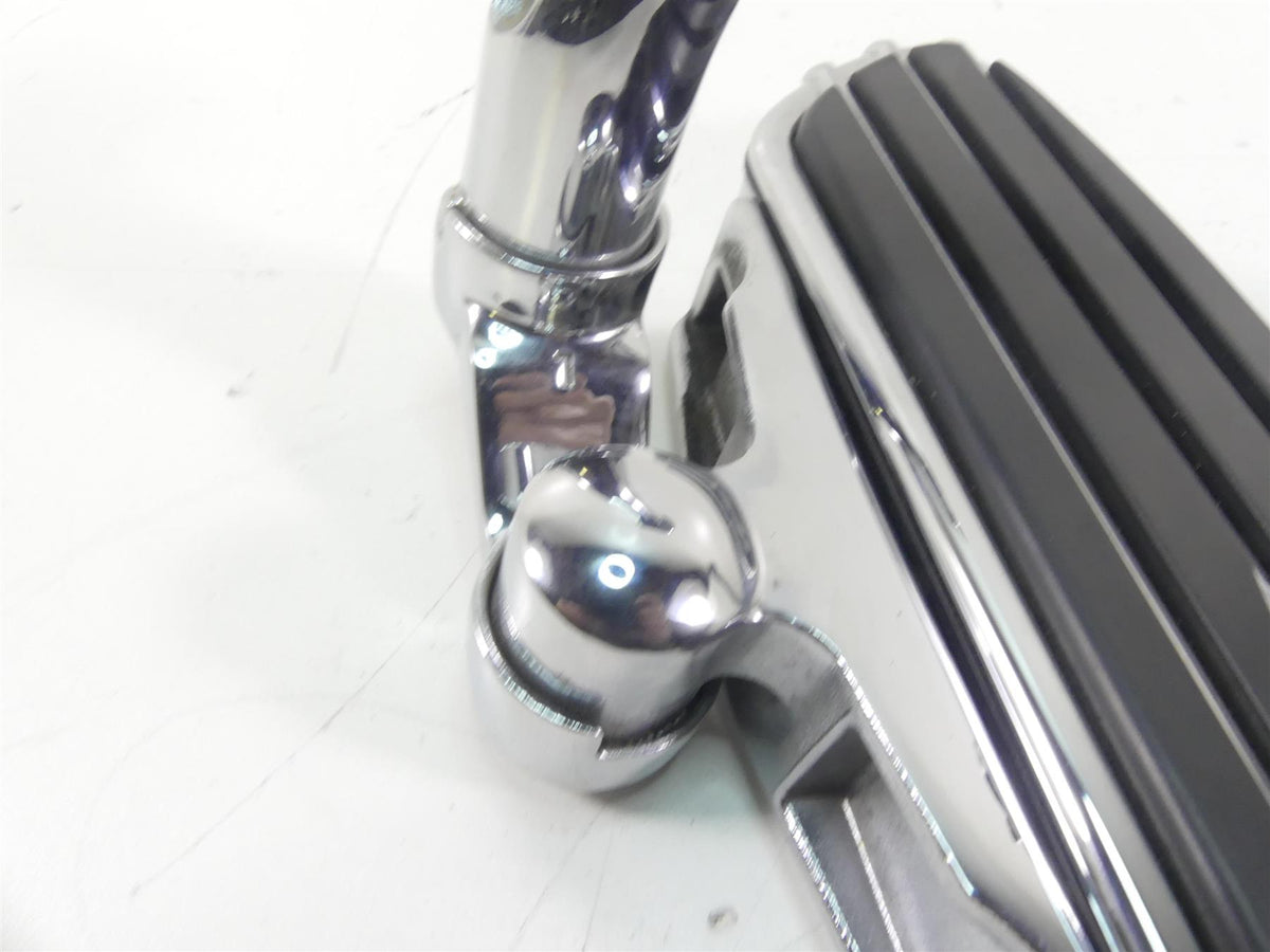 2009 Harley FLHTCU SE4 CVO E-Glide Rear Chrome Passenger Floorboard Set 50700-04 {{ shop.shopifyCountryName }} - Mototech271