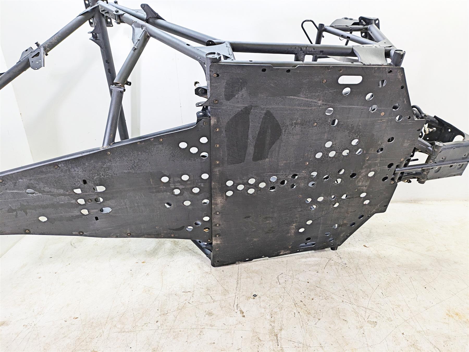 ARまみオーダーページ 2023 Can Am Maverick X3 XMR Turbo RR Main Frame Chassis - Damage