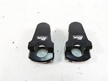 Load image into Gallery viewer, 2007 BMW R1200GS K255 Adv Rox 2&quot; Pivot Risers 1 1/8&quot; Handlebar 1R-P2PPK | Mototech271
