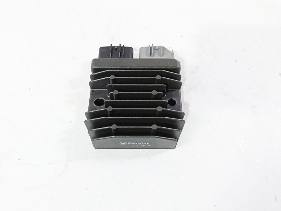 2025 Honda CBR600RR Rectifier Voltage Regulator - Read FH020AA 31600-MGZ-J01 {{ shop.shopifyCountryName }} - Mototech271