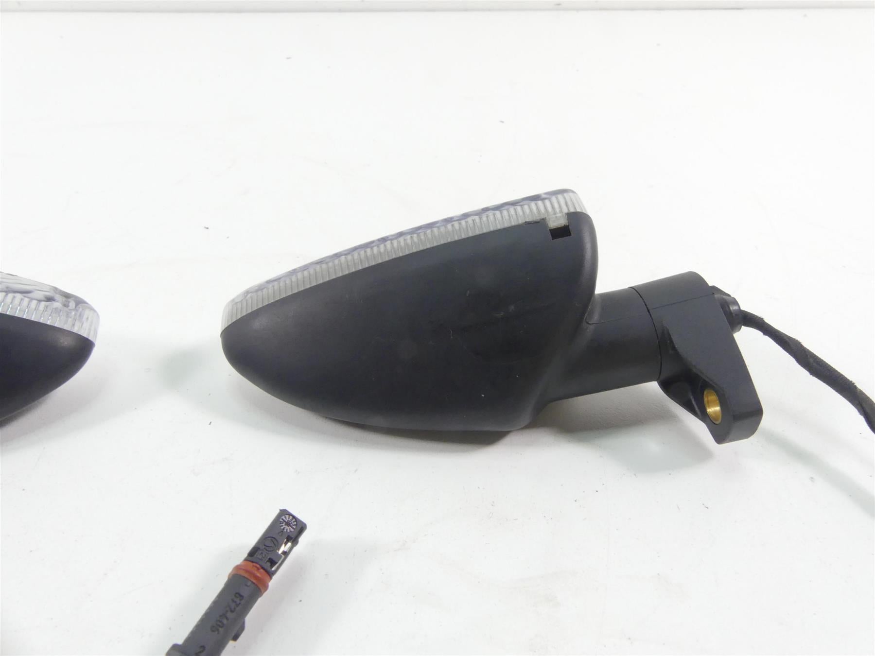 2019 BMW R1250GS K50 Rear Blinker Turn Signal Set 63138534353 63138534352 {{ shop.shopifyCountryName }} - Mototech271