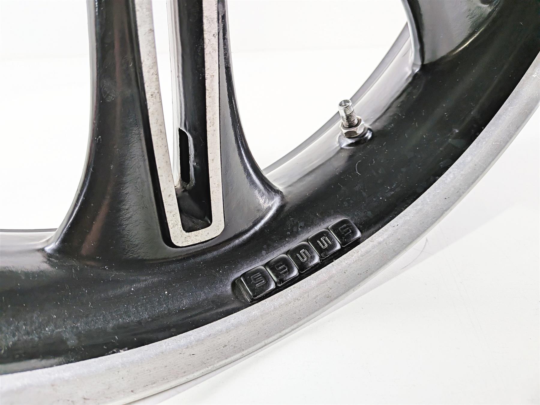 2013 Victory Vision Tour Straight Black Front Wheel Rim 18x3.5 1521383 {{ shop.shopifyCountryName }} - Mototech271