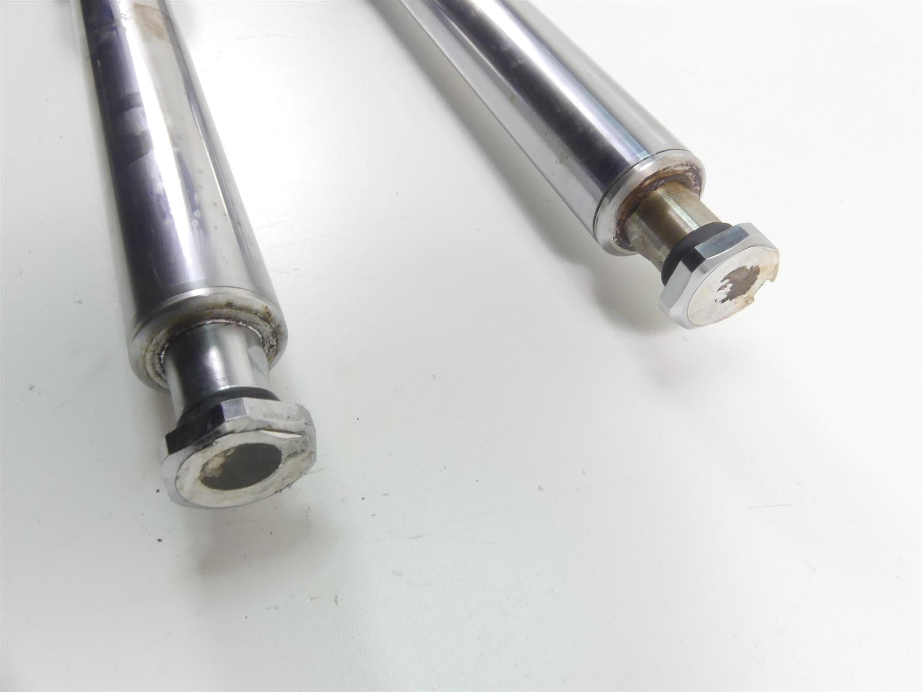 2011 Harley Touring FLTRU Road Glide Straight Front Fork Leg Set 41mm 46495-09 {{ shop.shopifyCountryName }} - Mototech271