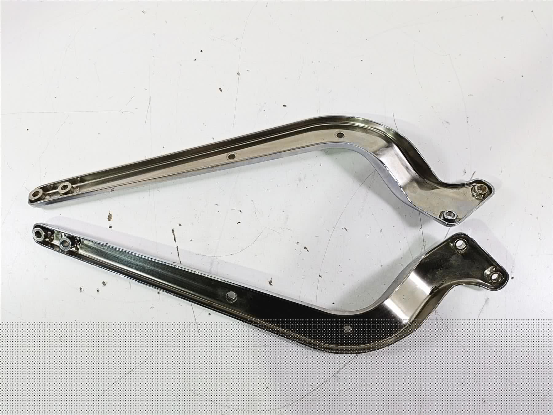 1992 Harley FLSTC Softail Heritage Rear Fender Chrome Braces - Read 59969-86A {{ shop.shopifyCountryName }} - Mototech271