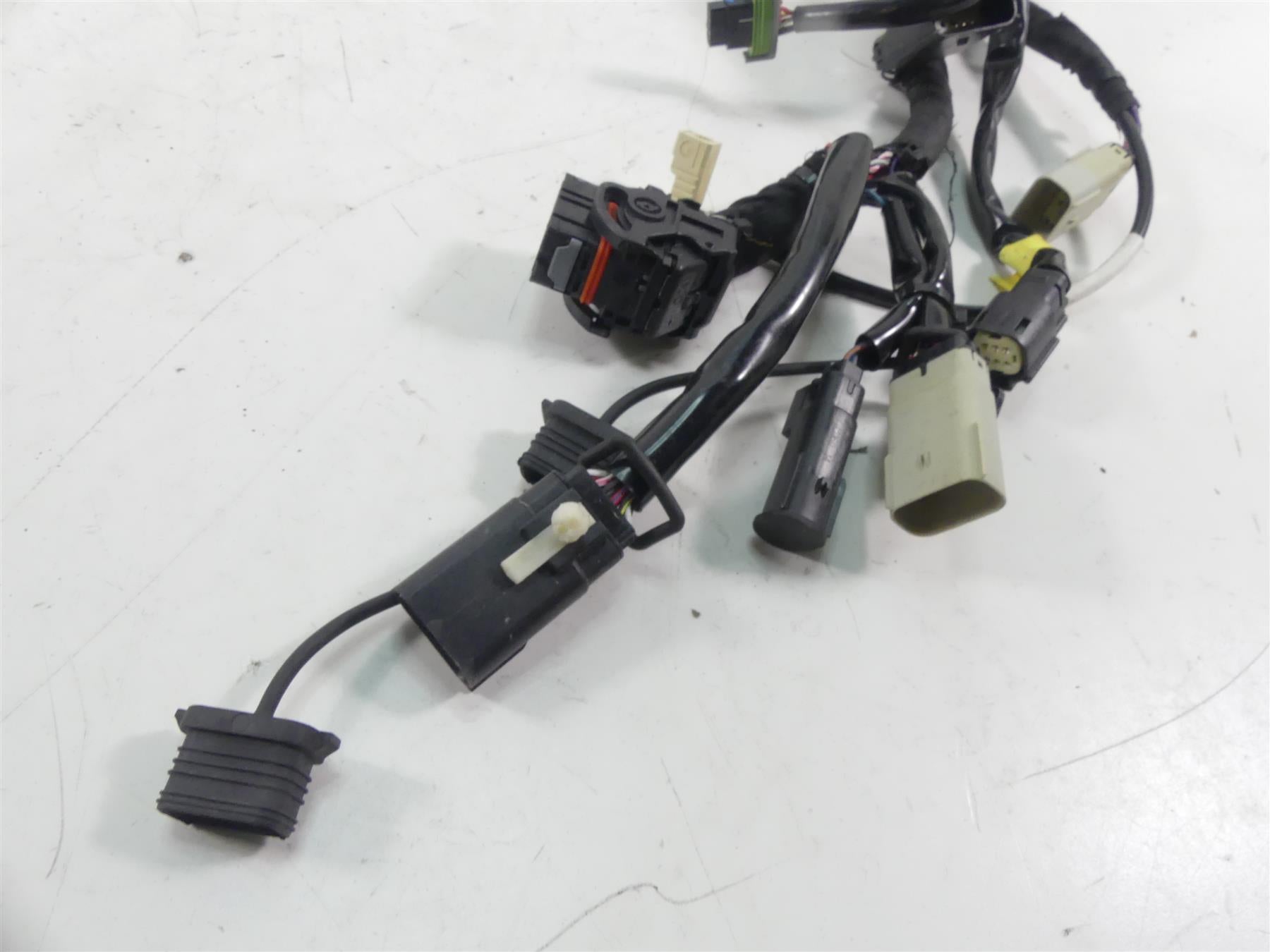 2016 Harley Touring FLTRX Road Glide Main Wiring Harness Loom - No Abs 69201321 {{ shop.shopifyCountryName }} - Mototech271