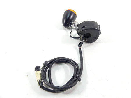 2011 Harley Softail FXS Blackline Right Control Switch + Blinker - Read 72952-11 {{ shop.shopifyCountryName }} - Mototech271