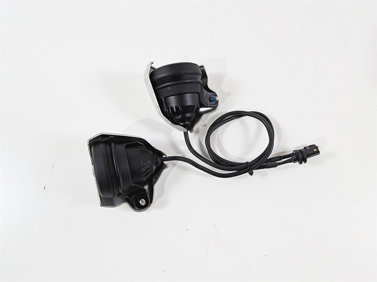 2022 Triumph Tiger 900 GT Pro Front Fog Spot Light Lamp Set T2708708 T2708722 {{ shop.shopifyCountryName }} - Mototech271