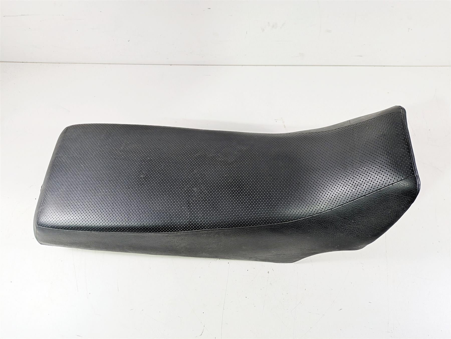 2001 Yamaha Banshee YFZ350 Oem Stock Seat Saddle 5FK-24710 {{ shop.shopifyCountryName }} - Mototech271