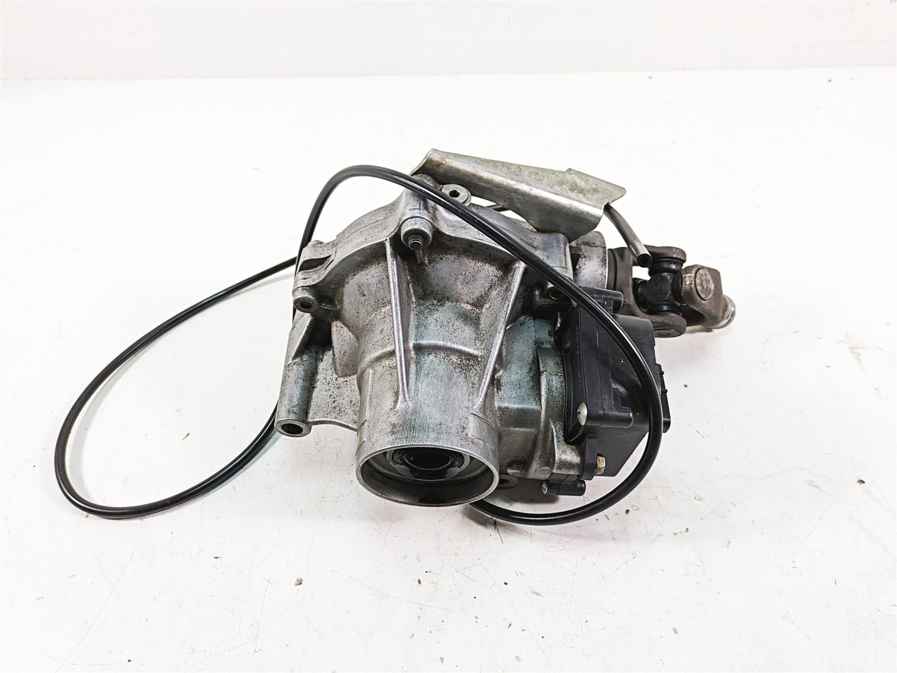 2019 Yamaha YXZ1000 R EPS SS SE Front Differential Gear Box -Read 2HC-46160-12 {{ shop.shopifyCountryName }} - Mototech271
