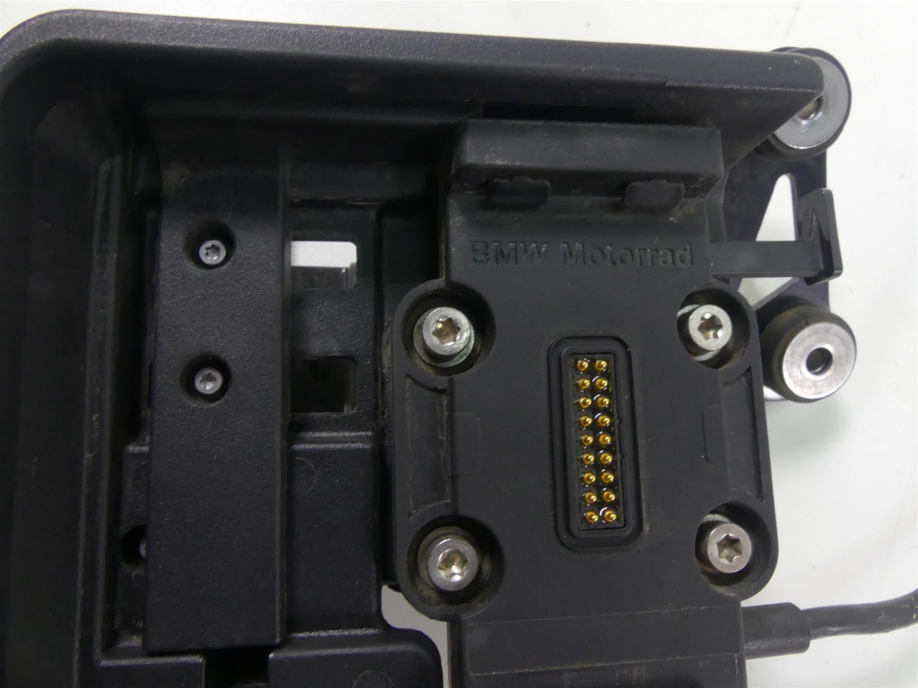 2016 BMW R1200RS K54 Gps Navigator V + Mount & Wiring Set 65908524462 {{ shop.shopifyCountryName }} - Mototech271