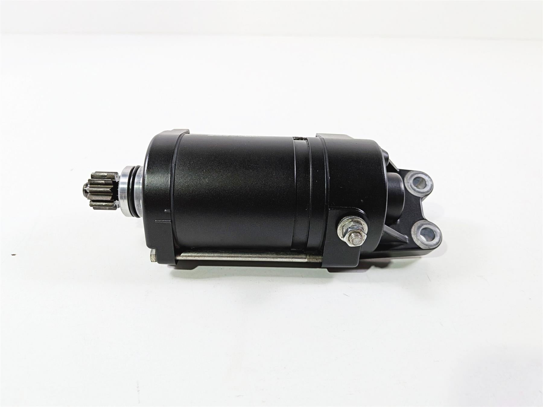 2009 Yamaha VMX17 V-Max 1700 Engine Starter Motor - Tested 2S3-81890-00-Mototech271