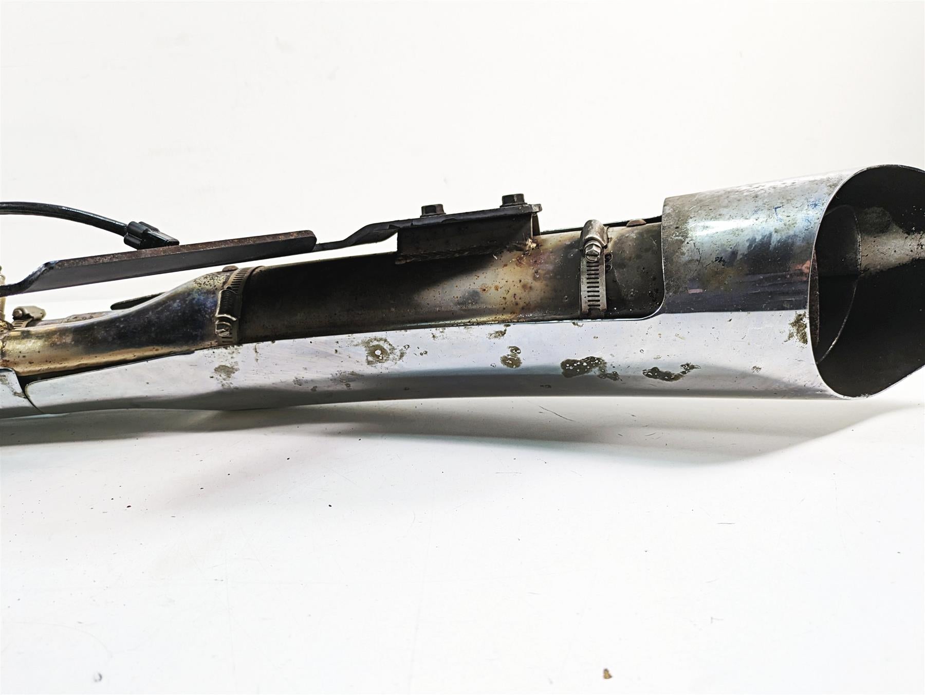2009 Yamaha XV1900 Raider Vance Hines 2 into 1 Radius Exhaust Pipe System 28501 {{ shop.shopifyCountryName }} - Mototech271