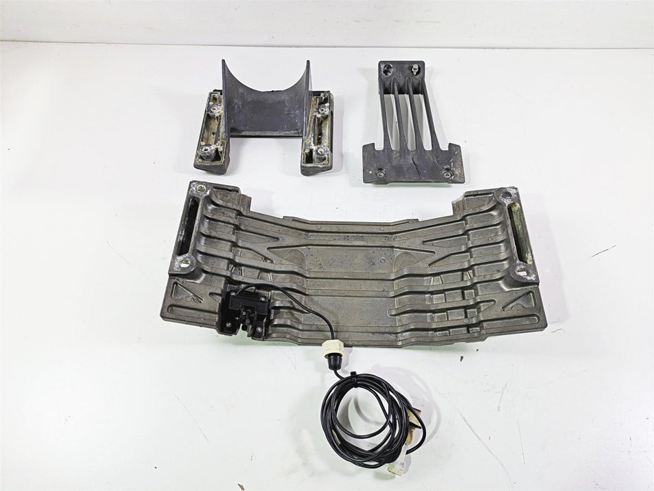 2006 Yamaha GP1300R Waverunner Lower Skid Riding Plate Set F1G-U273B-00-00 {{ shop.shopifyCountryName }} - Mototech271