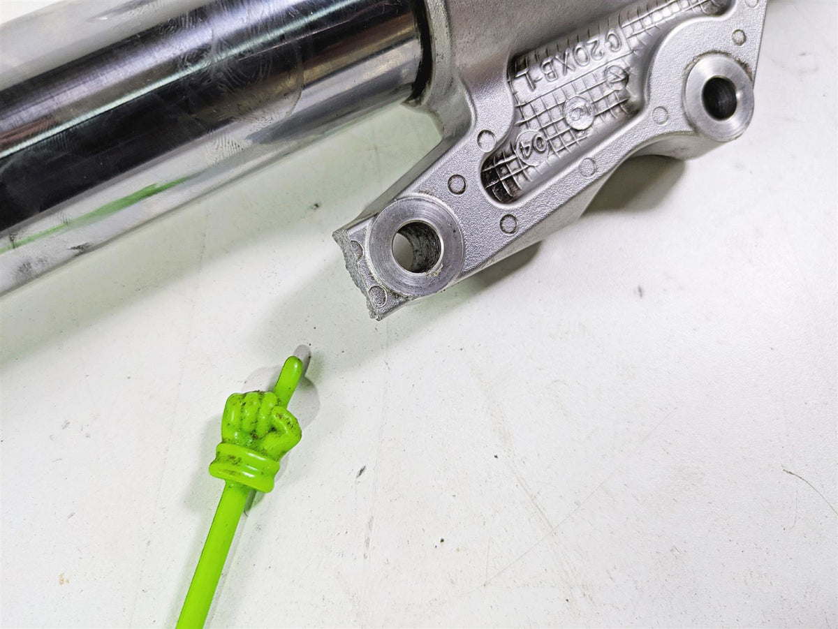 2006 Triumph Rocket 3 Straight Left Front Fork Leg Suspension - Read T2045501 {{ shop.shopifyCountryName }} - Mototech271
