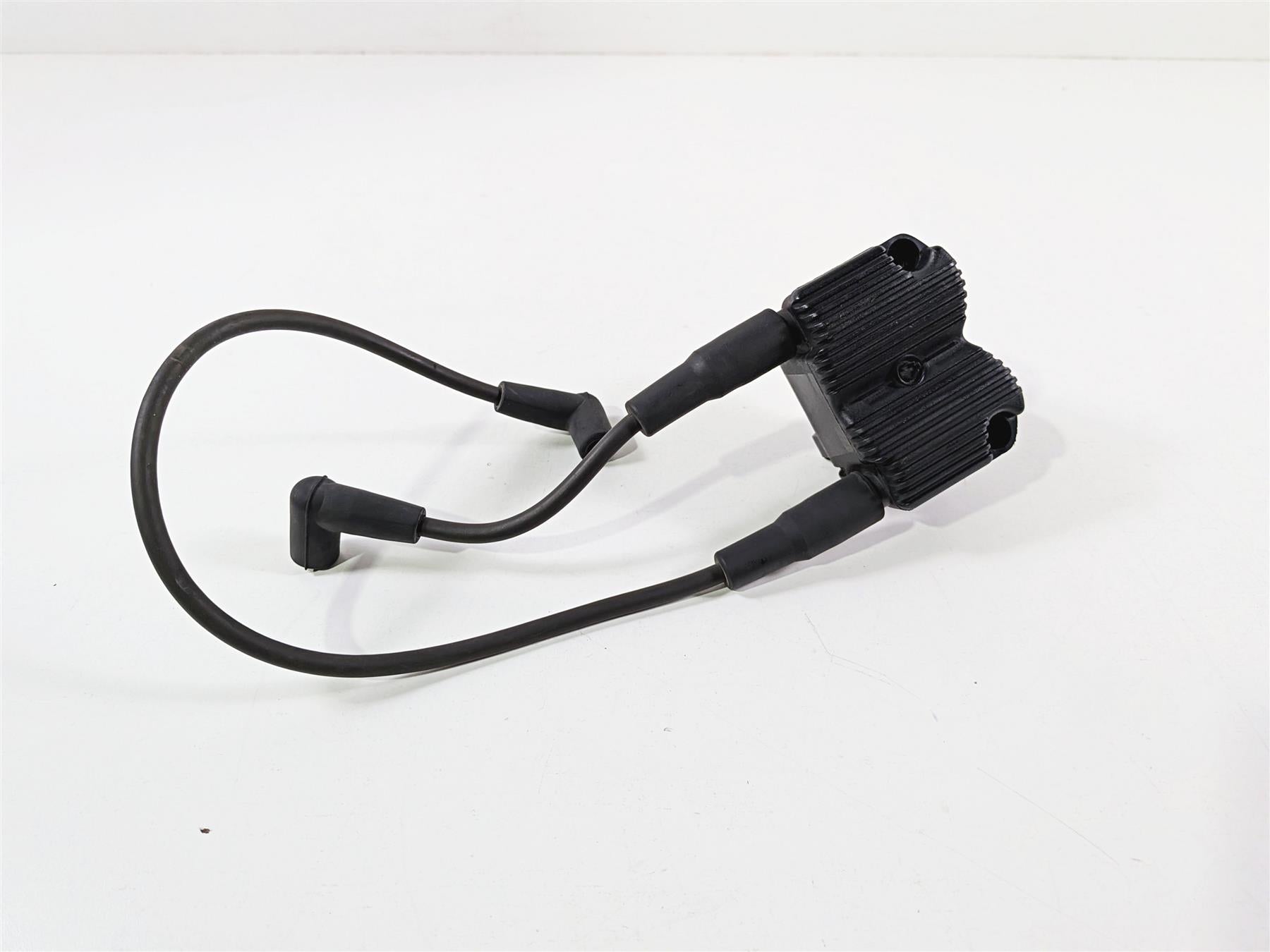 2011 Harley FXDF Dyna Fat Bob Delphi Ignition Coil Wires Plugs Set 31743-01 {{ shop.shopifyCountryName }} - Mototech271