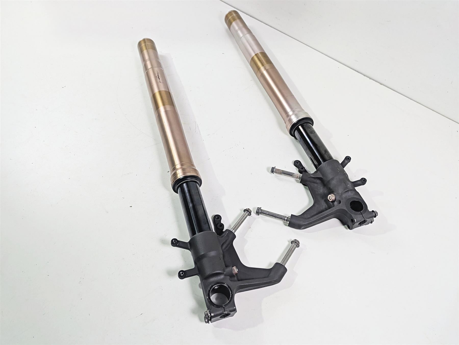 2006 Suzuki GSXR1000 K6 Straight Front Fork Leg Set 51103-41G20 51104-41G20 {{ shop.shopifyCountryName }} - Mototech271