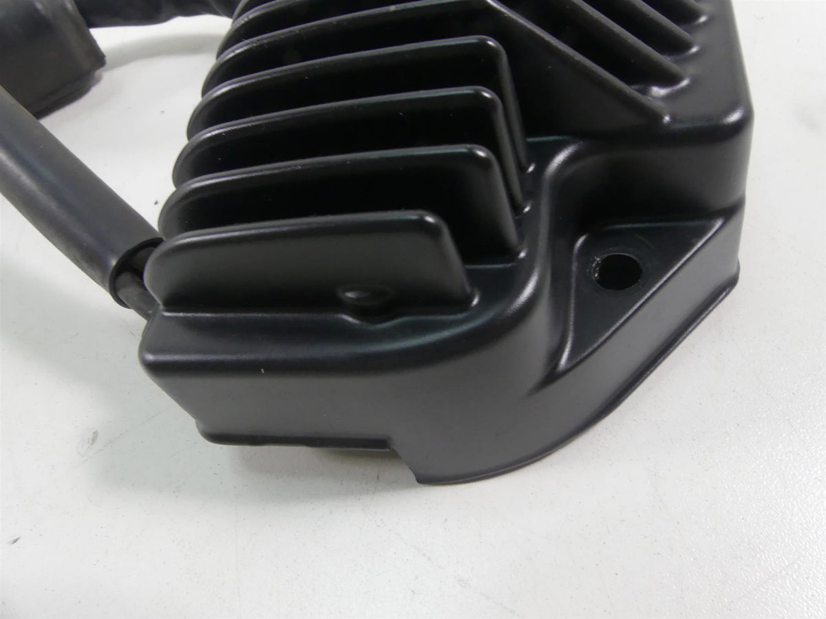 2005 Harley FXDWGI Dyna Wide Glide Rectifier Voltage Regulator 74631-04 {{ shop.shopifyCountryName }} - Mototech271