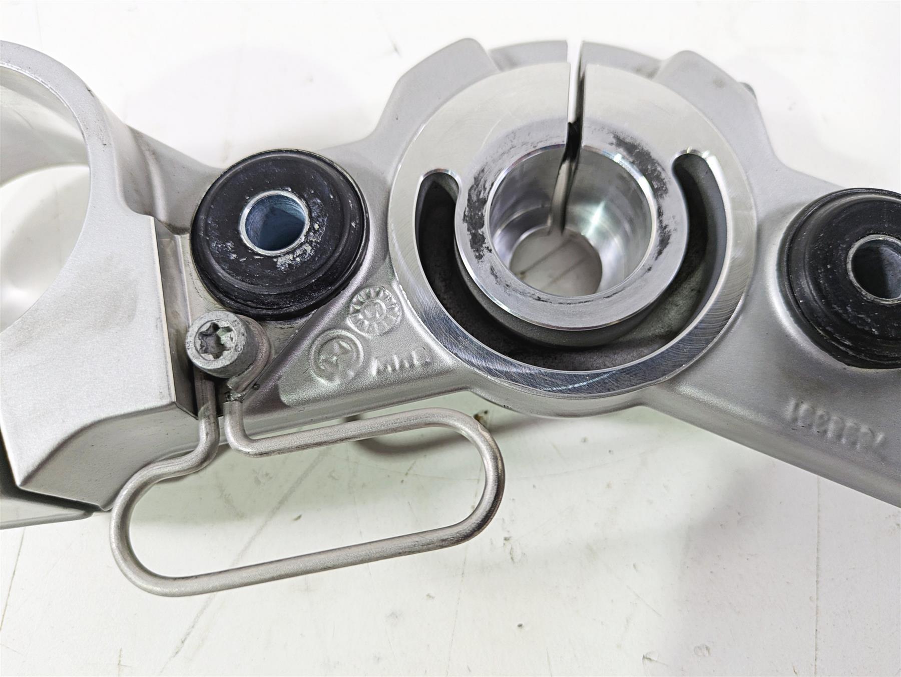 2017 BMW F800GS Adv K75 Upper Triple Tree Steering Clamp 54mm 31427715420 {{ shop.shopifyCountryName }} - Mototech271