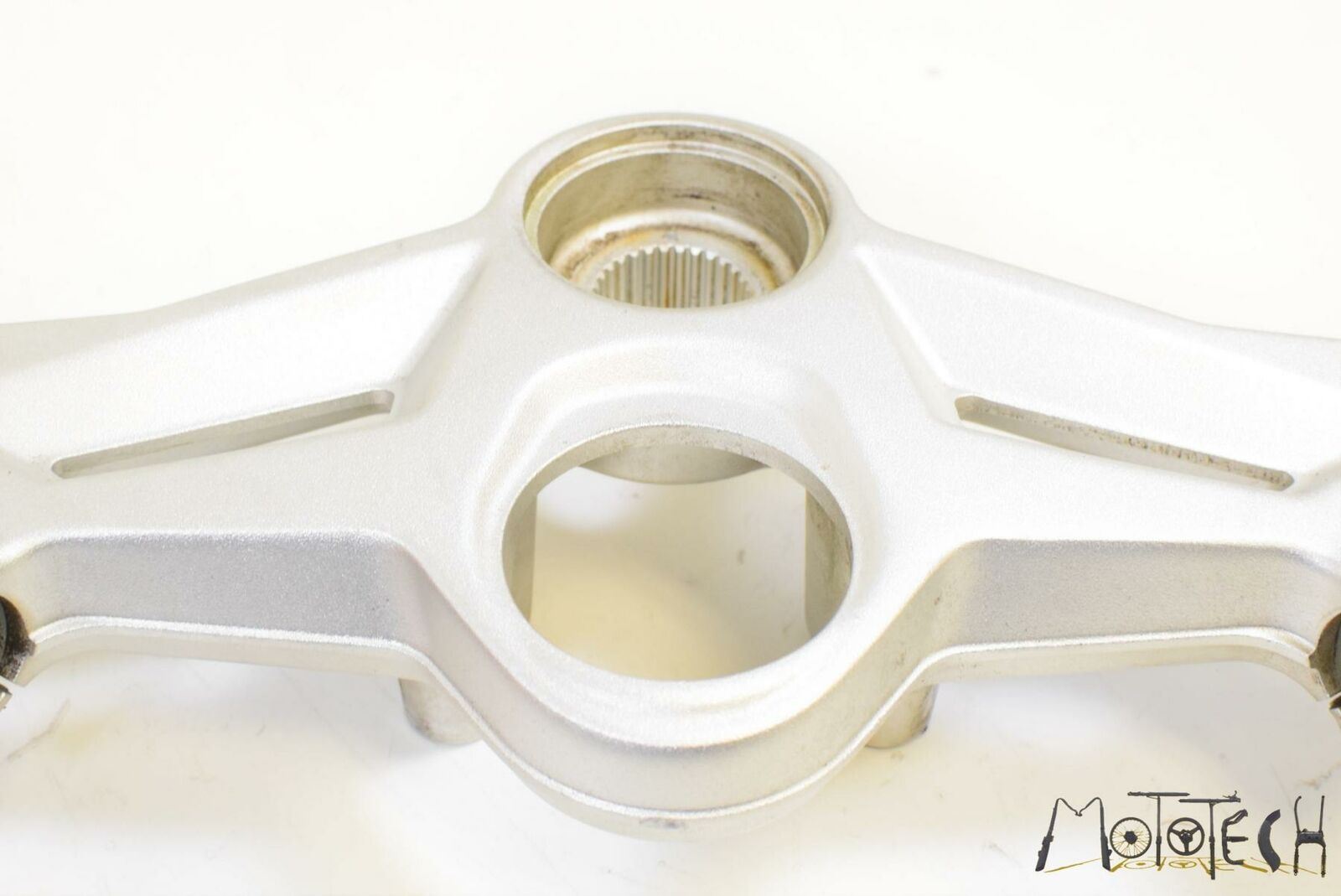 2009 BMW K1300 K1300S K40 Upper Triple Tree Steering Clamp 32717707554 {{ shop.shopifyCountryName }} - Mototech271