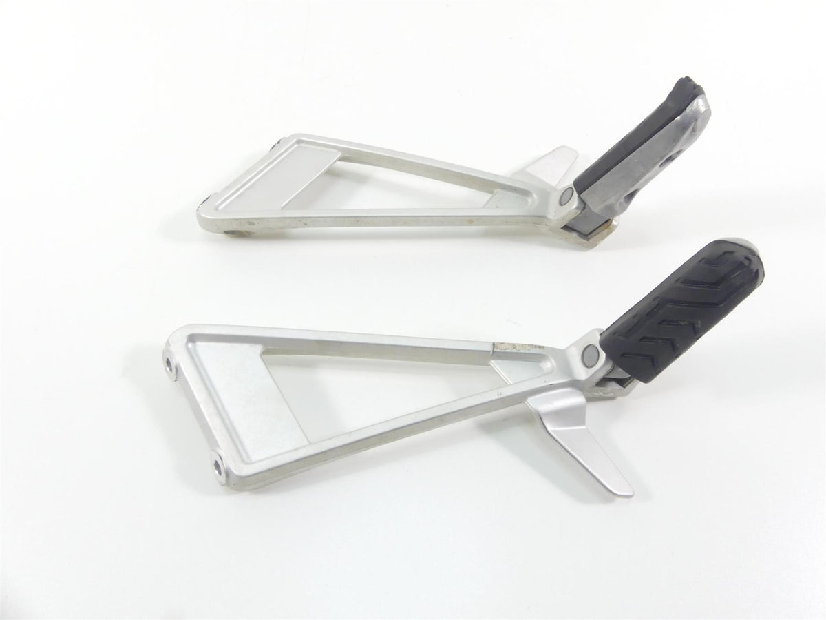 2021 Aprilia Tuono 660 Rear Passenger Footpeg Foot Rest Set 2B005206 2B005205 {{ shop.shopifyCountryName }} - Mototech271