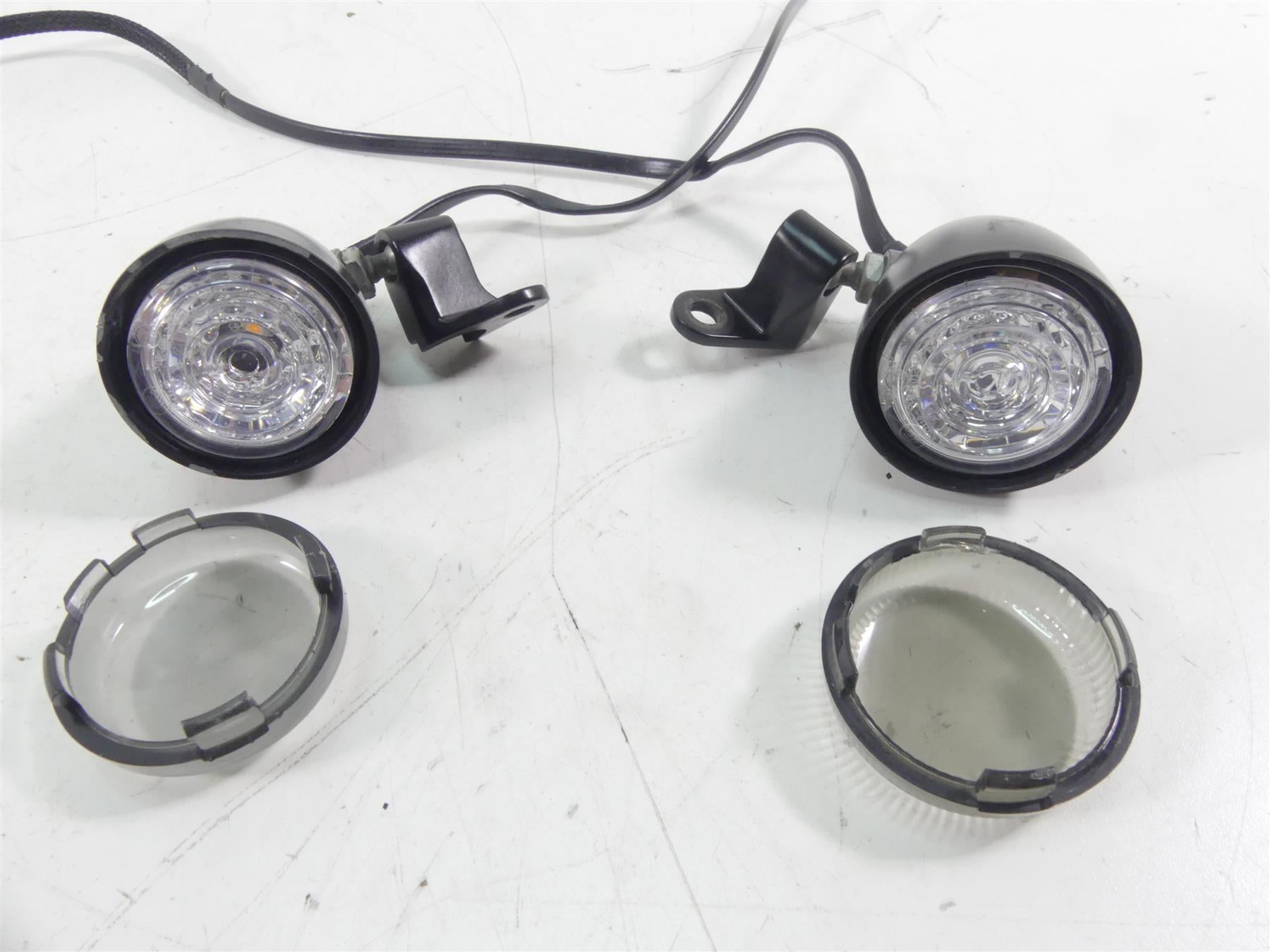 2017 Harley FXSE CVO Pro Street Breakout Front Blinker & Led Lens Set 67800257 {{ shop.shopifyCountryName }} - Mototech271