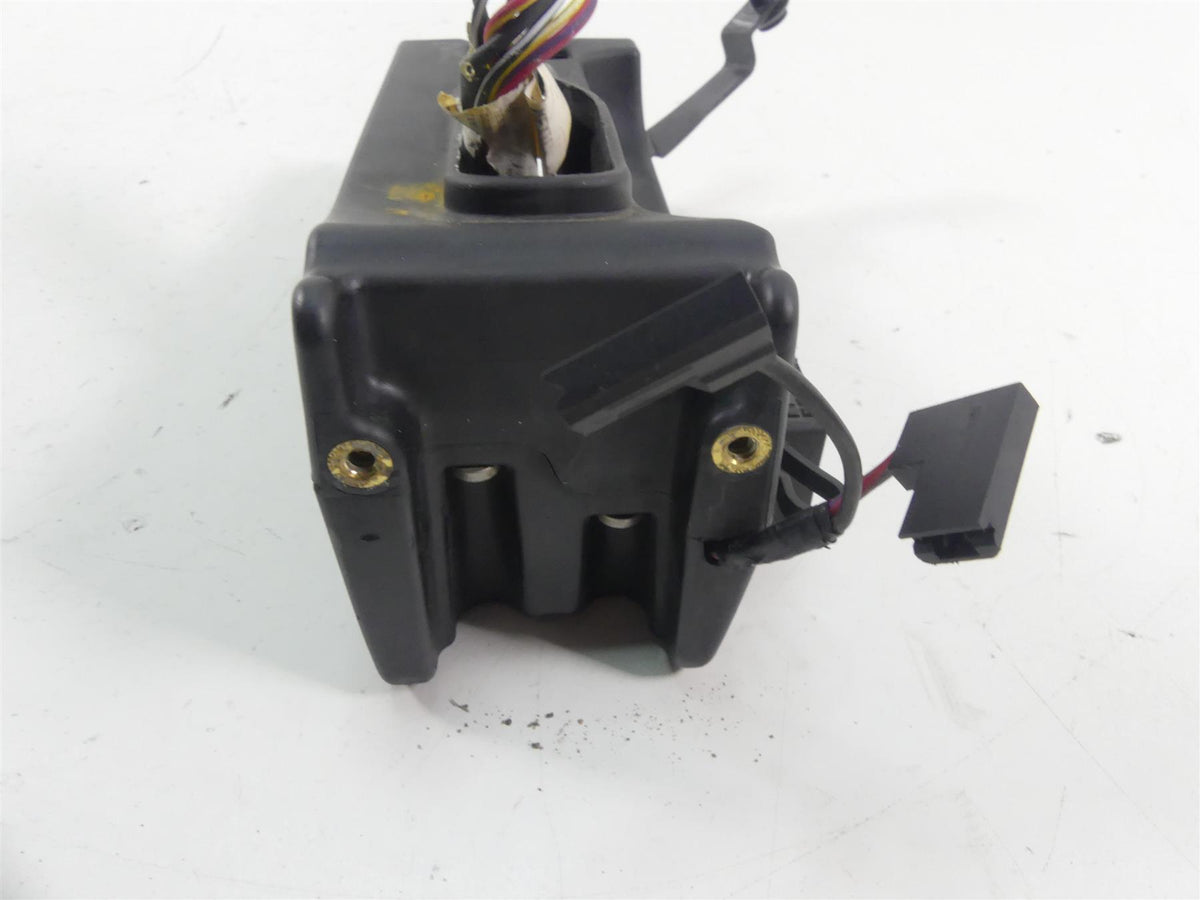 2021 Harley Softail FLSB Sport Glide Horn & Wiring Box 69201654 {{ shop.shopifyCountryName }} - Mototech271