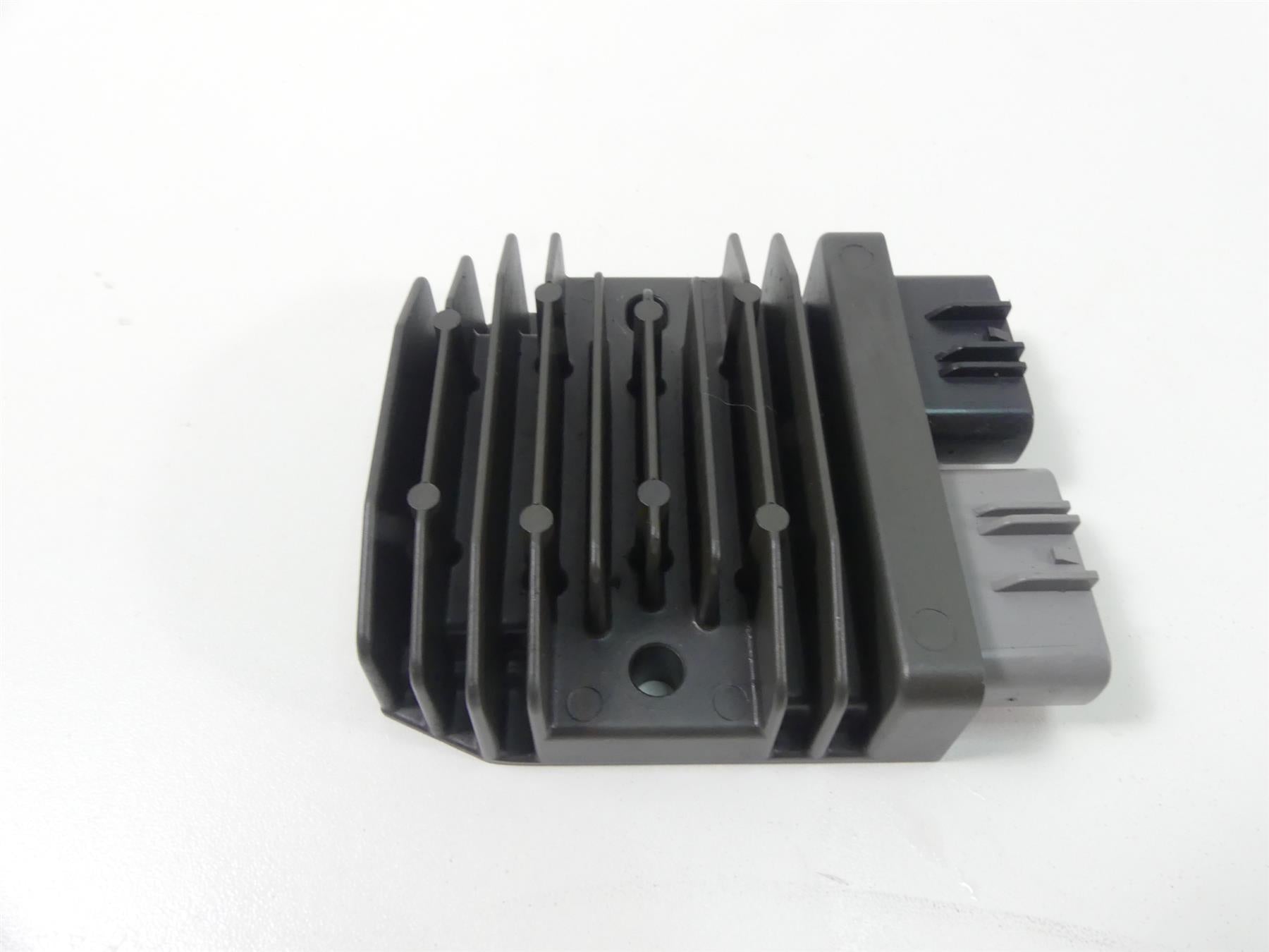 2013 Triumph Street Triple 675R Rectifier Voltage Regulator T1300675 FH020AA {{ shop.shopifyCountryName }} - Mototech271