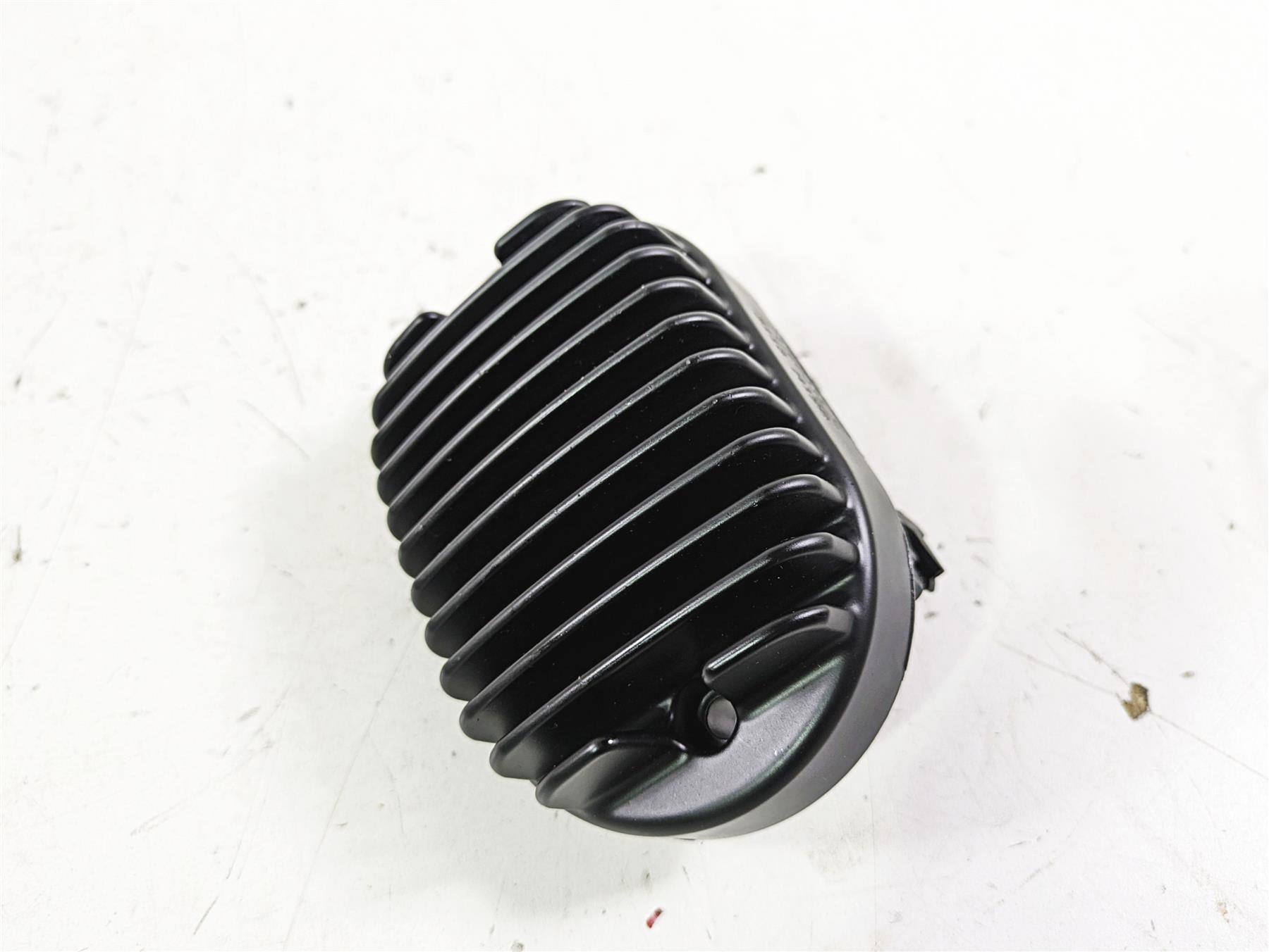 2019 Harley FLHCS Softail Heritage Rectifier Voltage Regulator 74700031 {{ shop.shopifyCountryName }} - Mototech271
